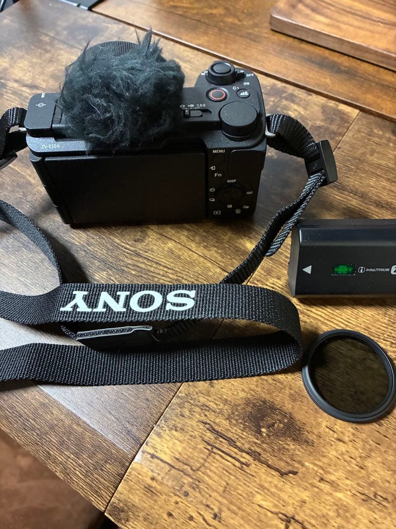 【美品】SONY ZV-E10 II パワーズームレンズキット 予備バッテリー