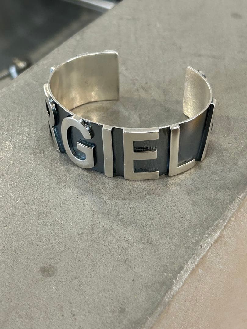 MM6 オープンカフ　ブレスレット　マルジェラ　margiela
