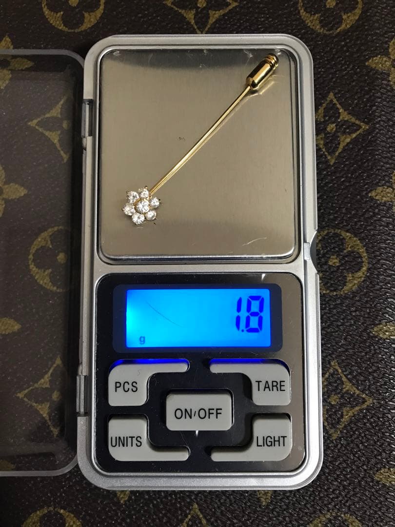 人気商品、k18、フラワーブローチピン