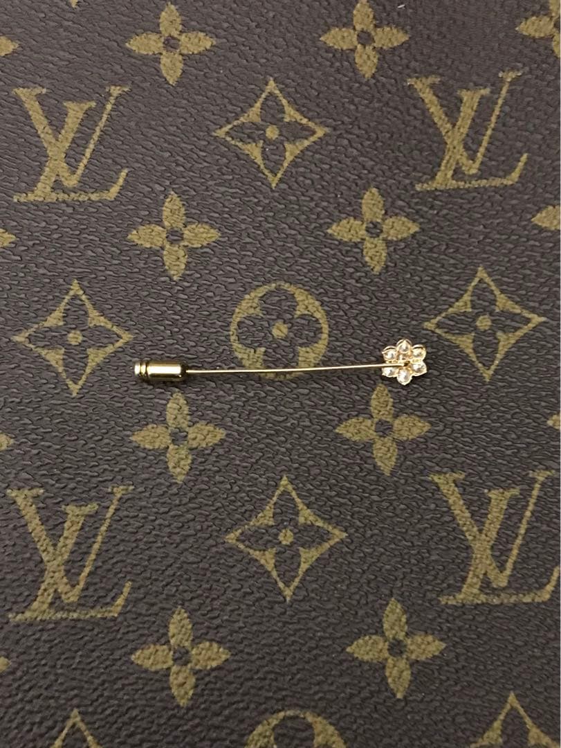 人気商品、k18、フラワーブローチピン