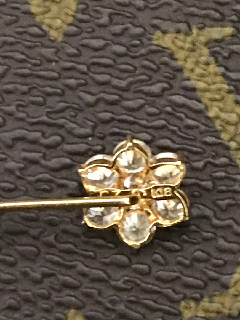 人気商品、k18、フラワーブローチピン
