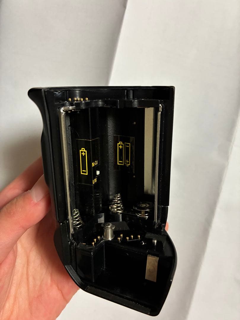 Nikon F4S 一眼レフカメラ + AF Nikkor 50mm