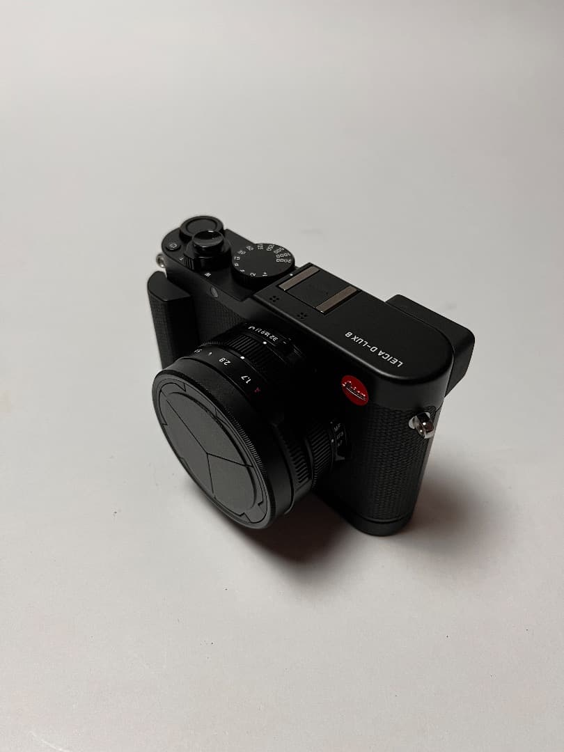 Leica ライカ -Lux 8 純正グリップ/オートレンズキャップ付中古 美品