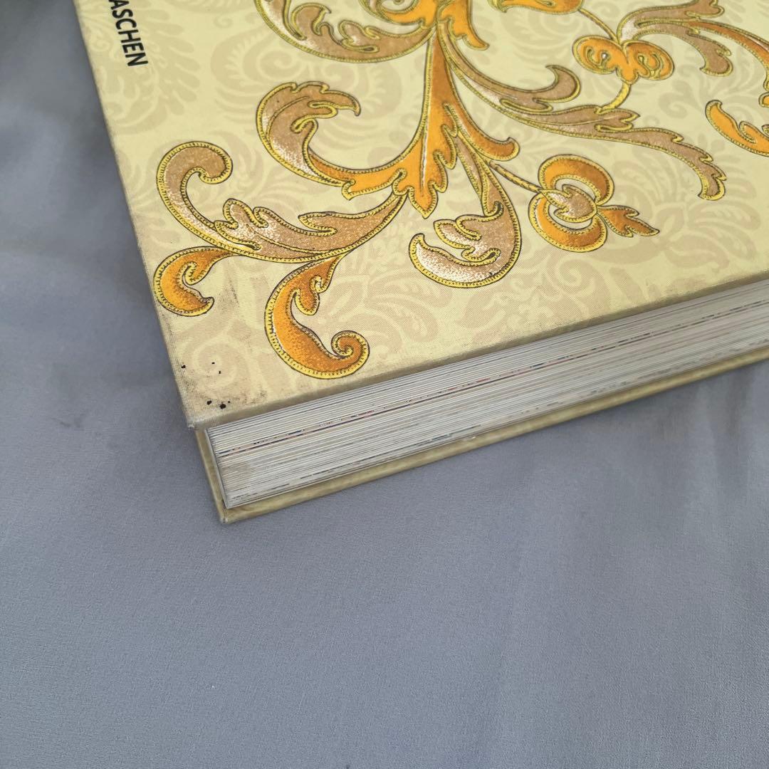 書 The World of Ornament (TASCHEN)