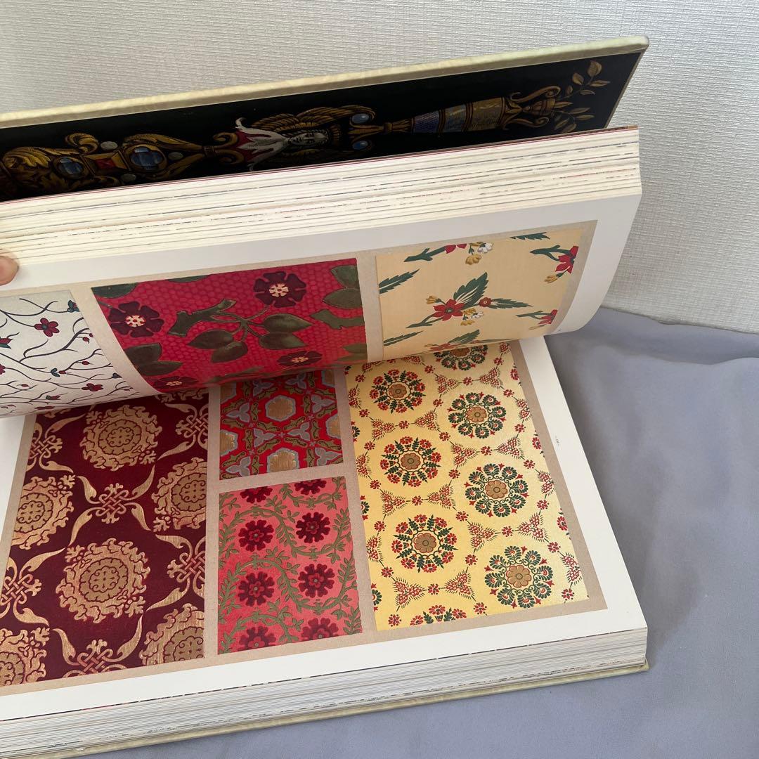 書 The World of Ornament (TASCHEN)