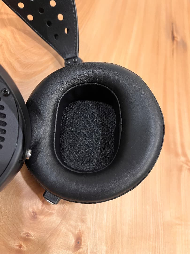 Audeze LCD-2Cヘッドフォン イヤーパッド・ヘッドバンド新品交換済