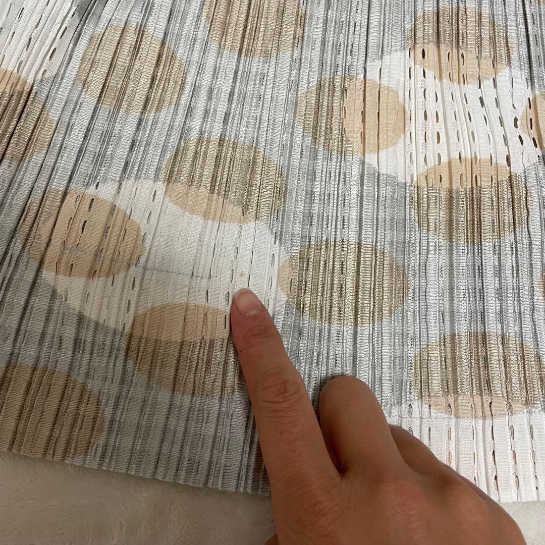 プリーツプリーズ　イッセイミヤケ ショートパンツ　ドット