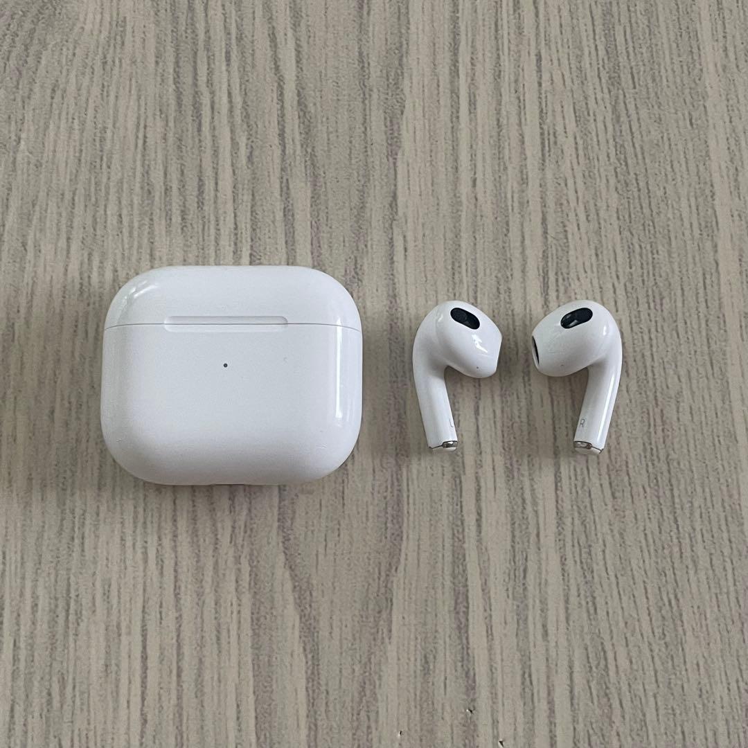 正規品　AirPods第３世代