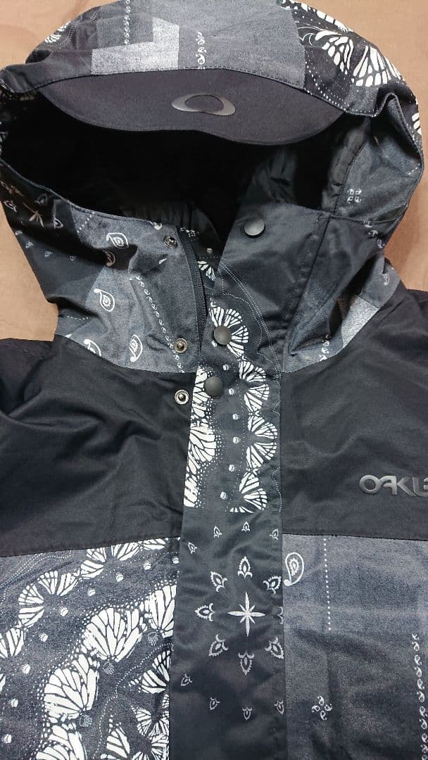 OAKLEY オークリー 女性用 スノーボードウェア 上下セット M