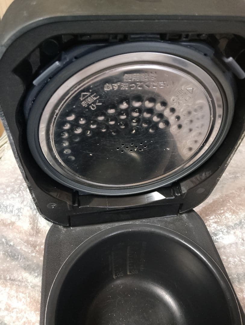 IH炊飯器 NW-SA10 黒②
