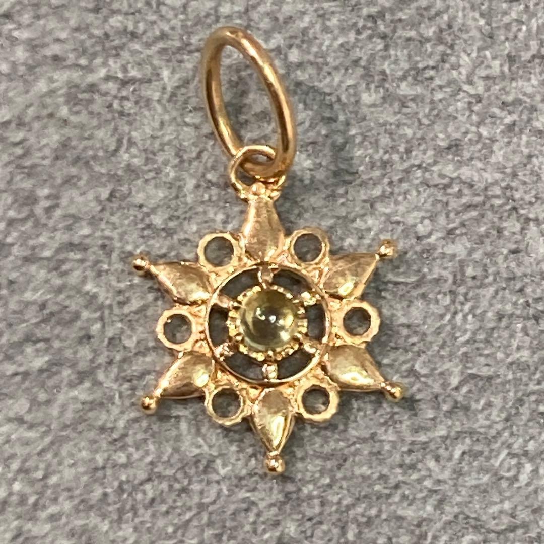 アガット ゴールド星形チャーム ストーン付き k10