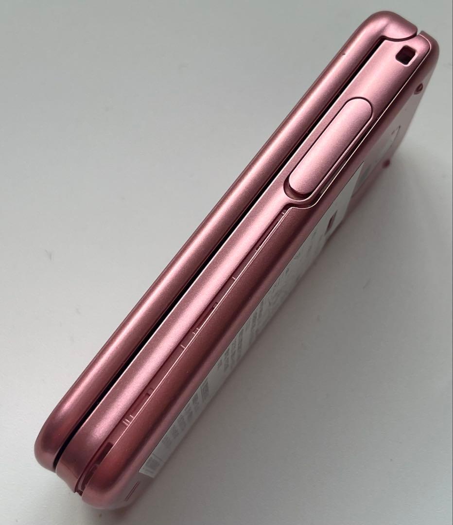 美品　ドコモ らくらくホン F-02J ピンク　充電器付