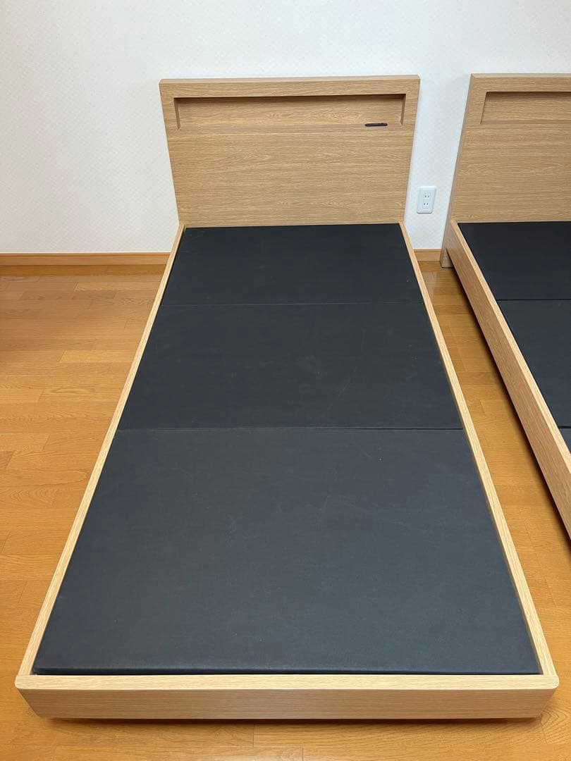 シングルベッドフレーム HENRIK MBR