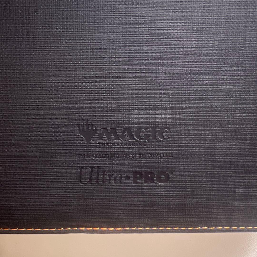 ウルトラ・プロ MTG 12ポケット ミシックエディション プロバインダー