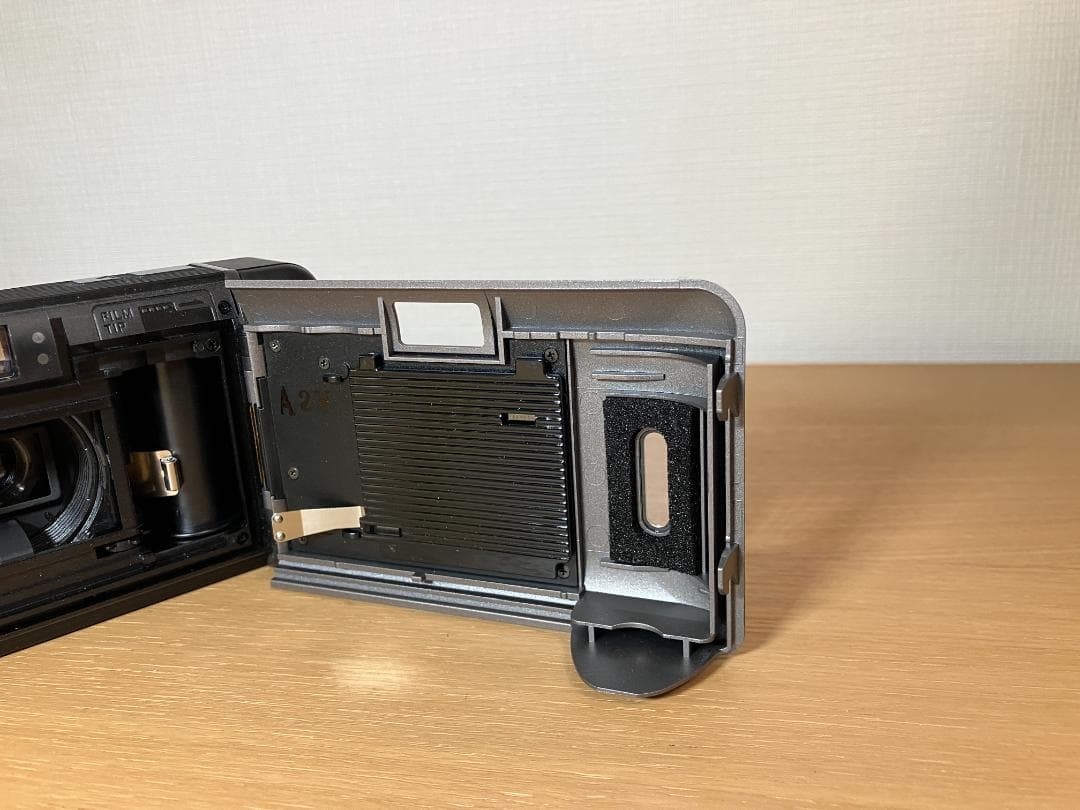 コニカ BiG mini BM 301 フィルムカメラ　主要動作確認済み　訳あり