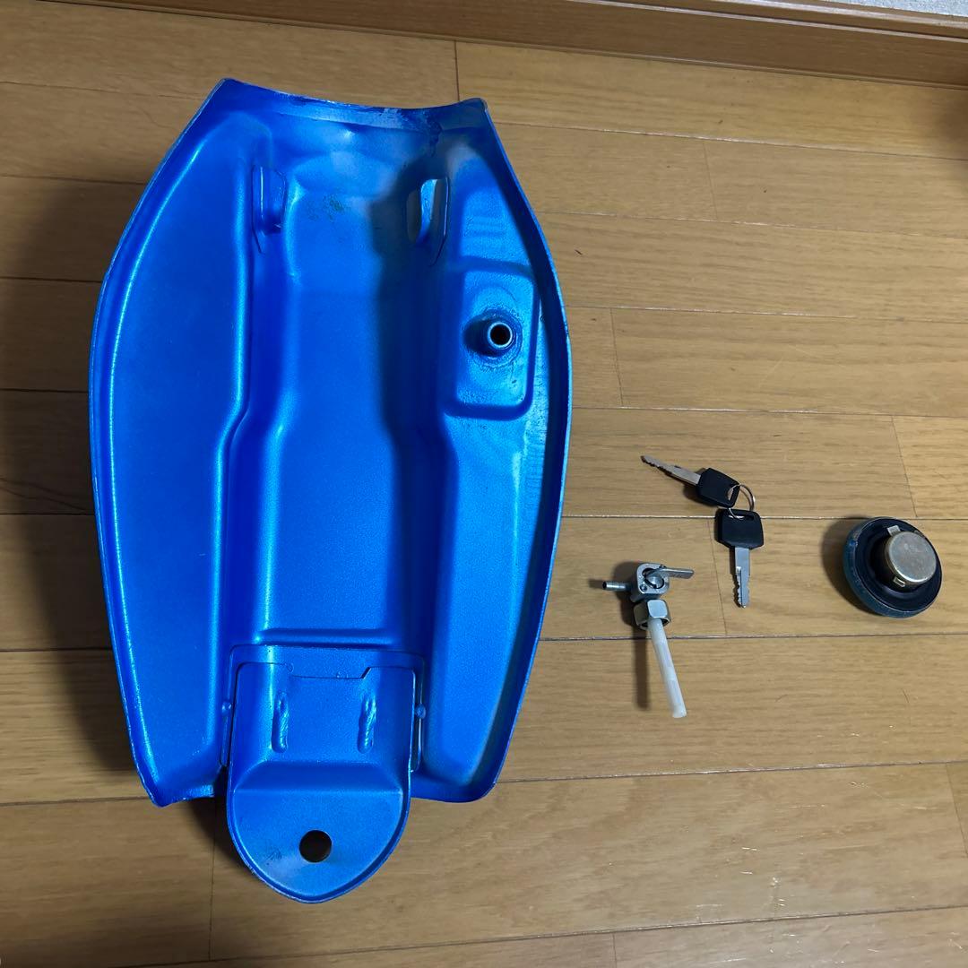 モンキー用タンク 青 キー付き