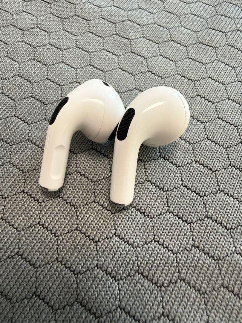 AirPodsPro (第2世代) 本体 USB-C付属品全付き　2025年購入