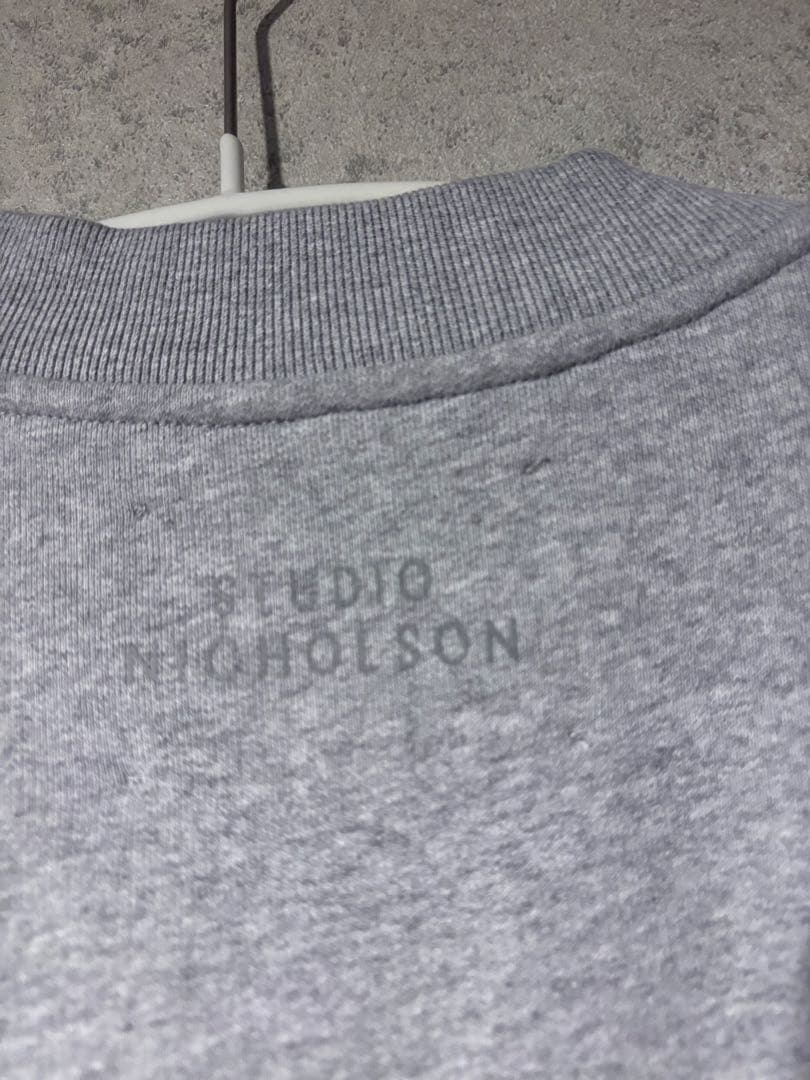 STUDIO NICHOLSON グレー スウェットトレーナー　S 首背面ロゴ