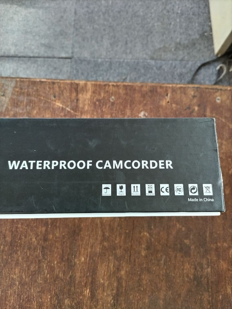 8月15日まで限定値引。 4K ビデオカメラ　防水タイプ　超格安です