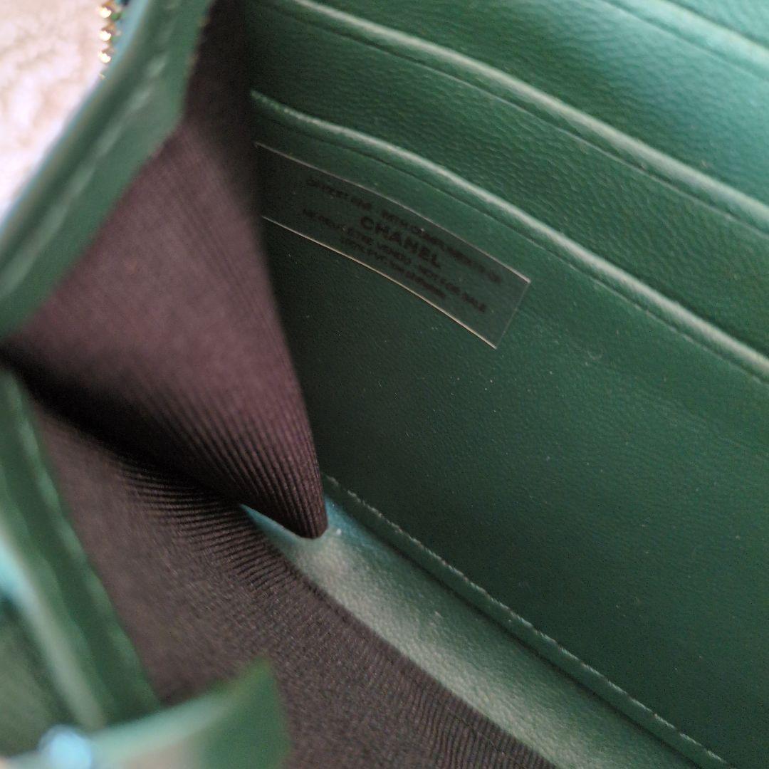 J*L様 CHANEL グリーン キルティング 長財布　ノベルティ