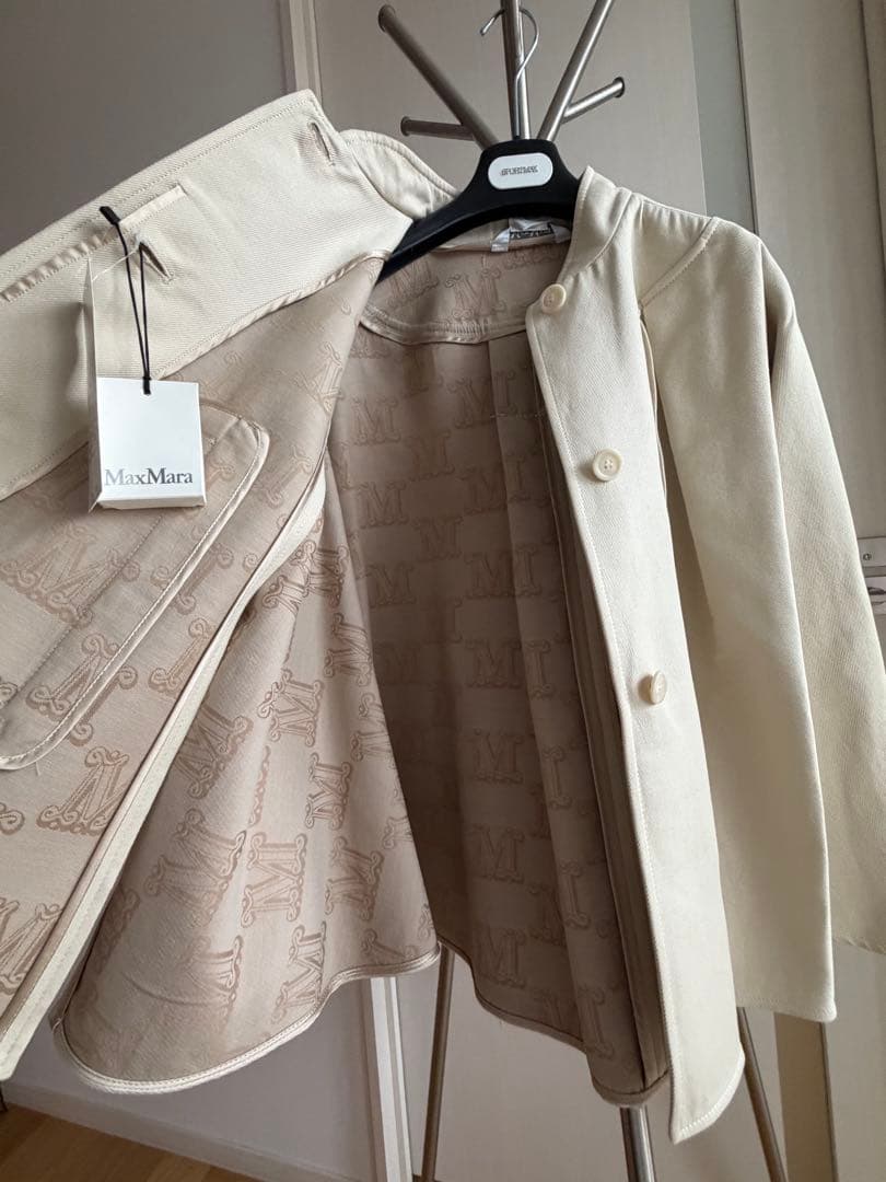 値下げ！MaxMara アイボリー ケープコートS 新品未使用