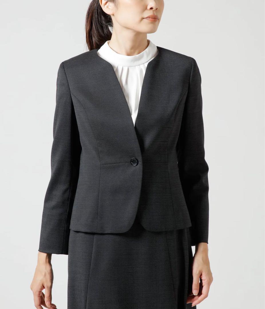 NEWYORKER 2024年モデル チャコール ノーカラージャケット スカート