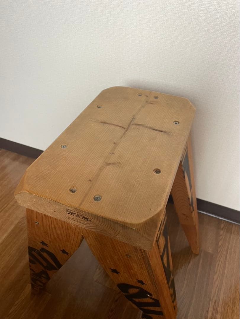 M&M Custom Performance Furniture 角スツール　小