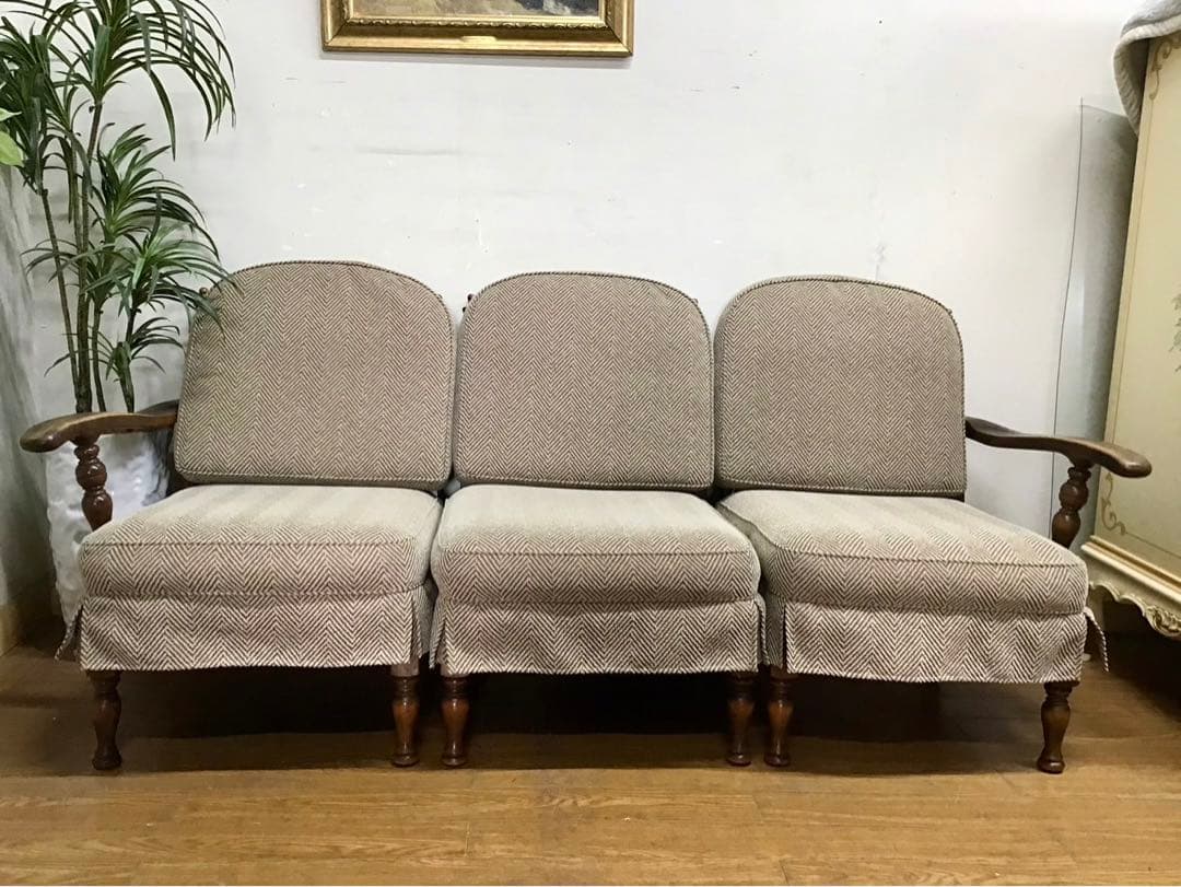 管168飛騨産業☆キツツキマーク☆3人掛けソファー