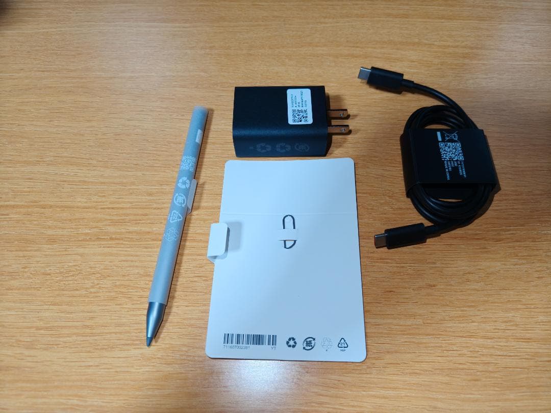 Lenovo Idea Tab Pro（オマケ付き）