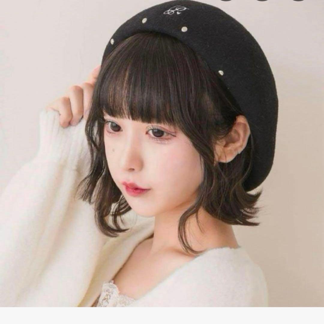 pium ロゴビジュースタッズベレー帽 ブラック