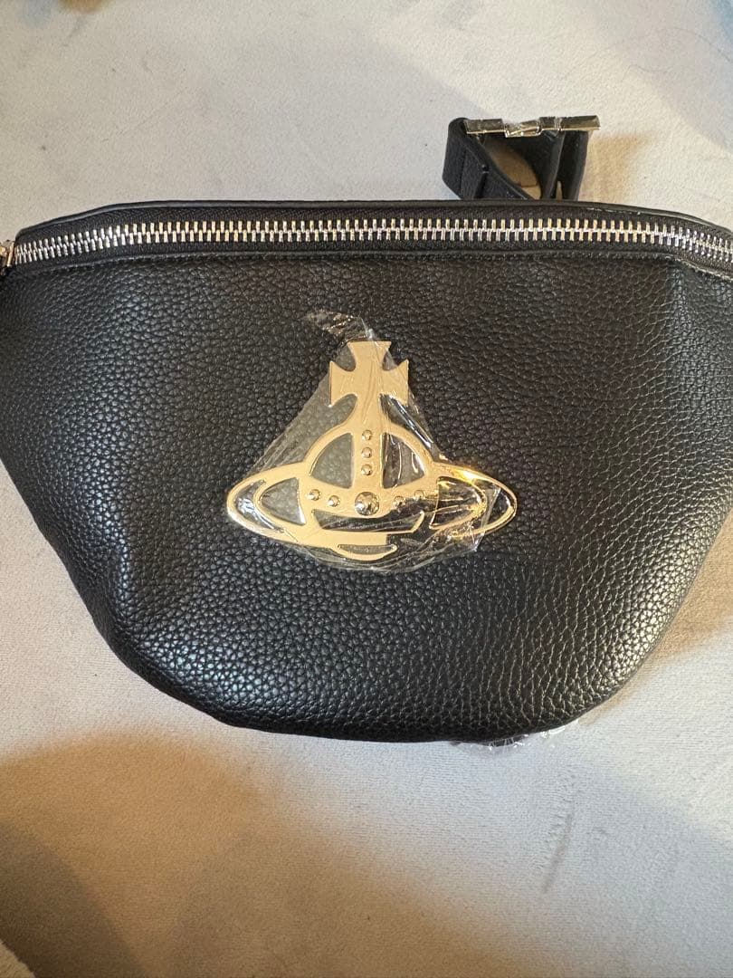 Vivienne Westwood ブラック ボディバッグ　ウエストポーチ