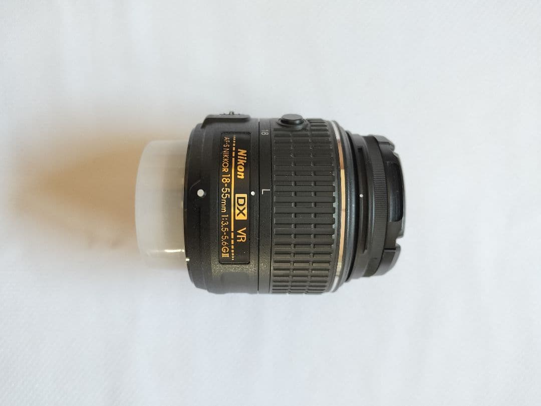 Nikon D3300 18-55 VR II Kit 美品