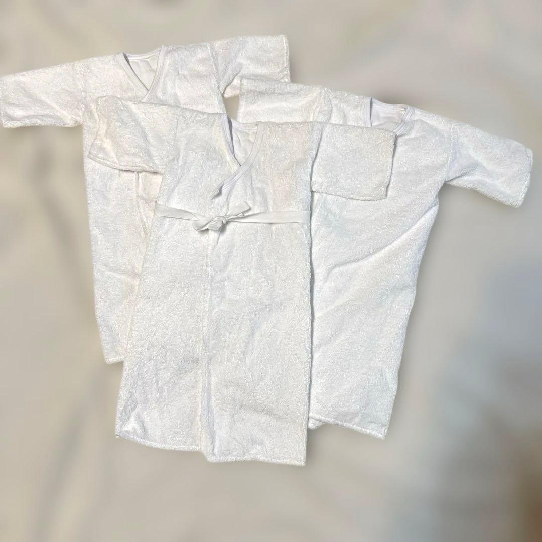 山王病院 愛育病院 で使用されている ベビーガウン　3枚セット 肌着 タオル