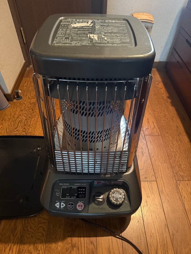 FM-104F ストーブ　2009年製　ダイニチ工業