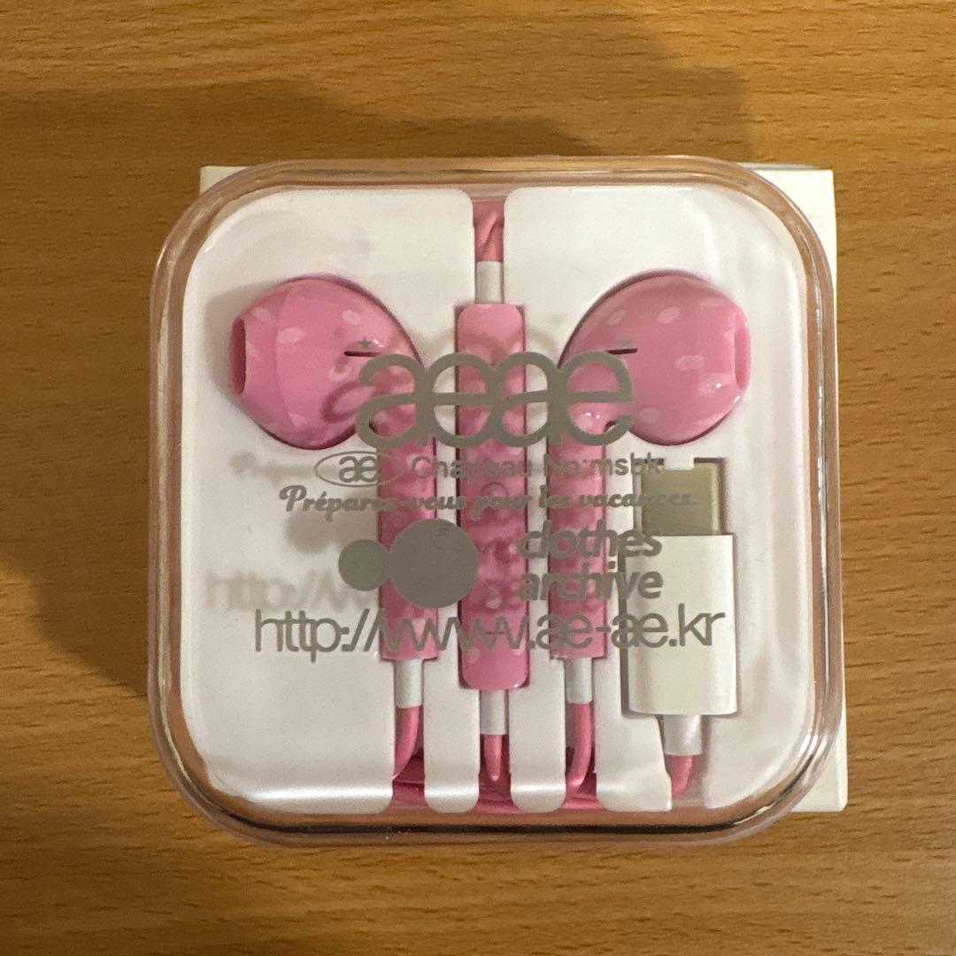 aeae イヤホン　ピンク　ドット