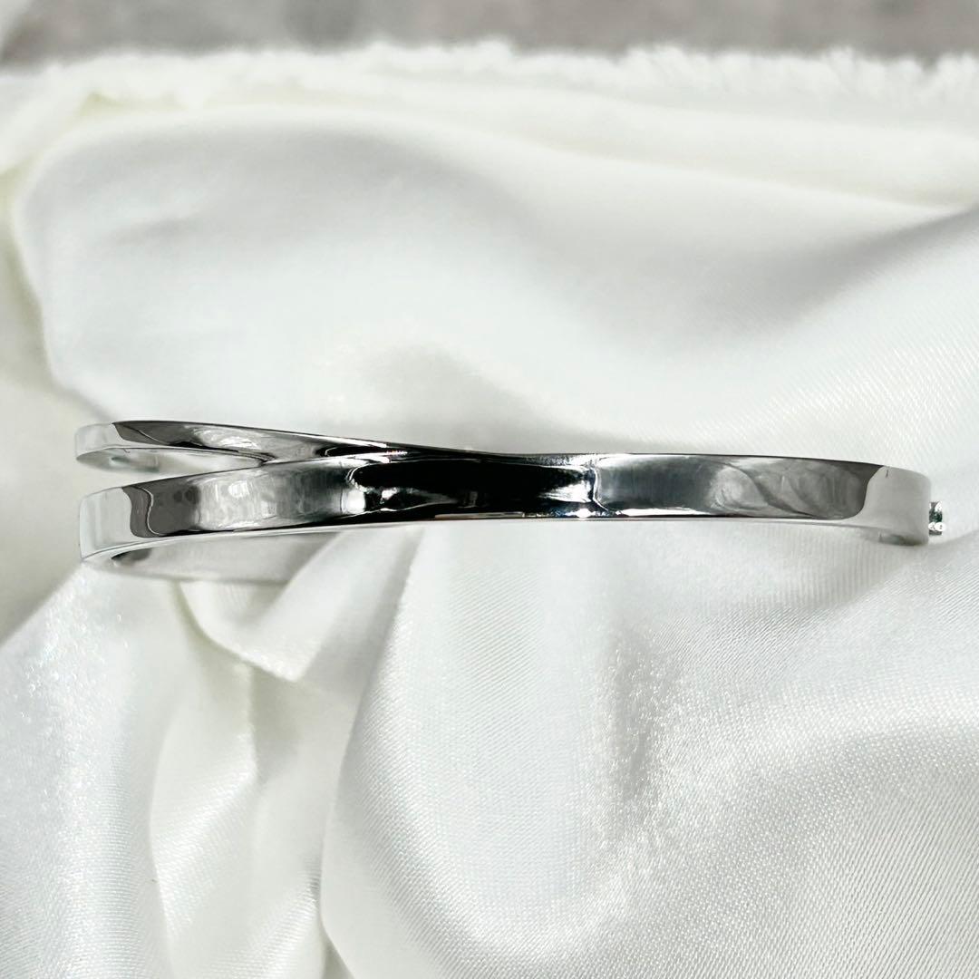 【箱・カード付】 スワロフスキー バングル ブレスレット クリスタル フレッシュ