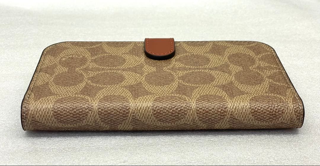 iPhone15 COACH手帳型ケース