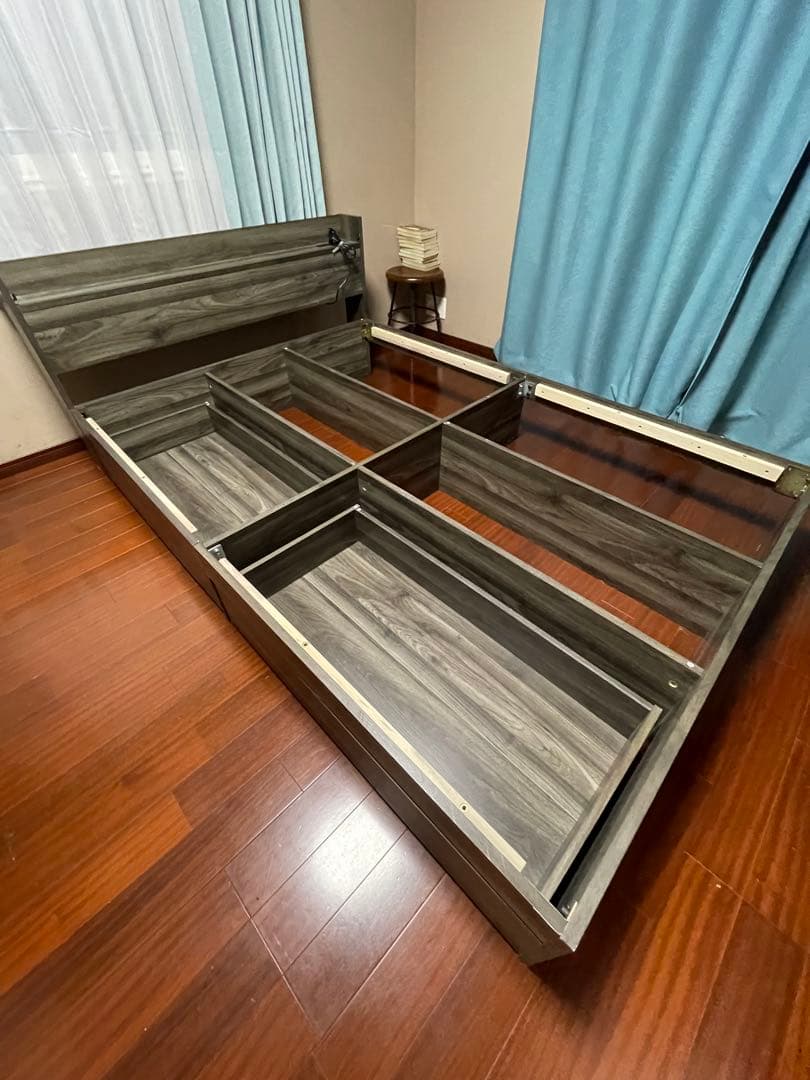 【引き取り限定】ダブルベッドフレーム ダークグレー　引出し収納　コンセント付き
