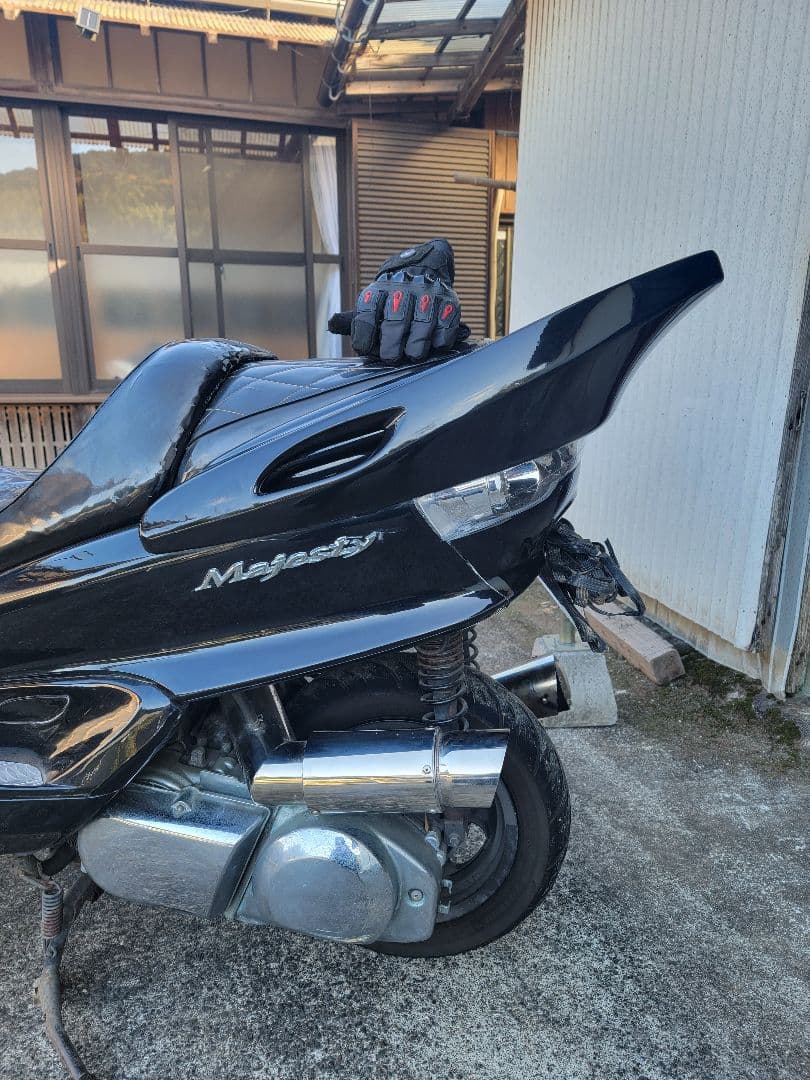 ヤマハマジェスティ250Cの出品です、