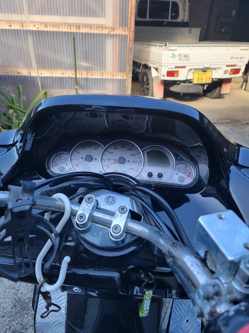 ヤマハマジェスティ250Cの出品です、