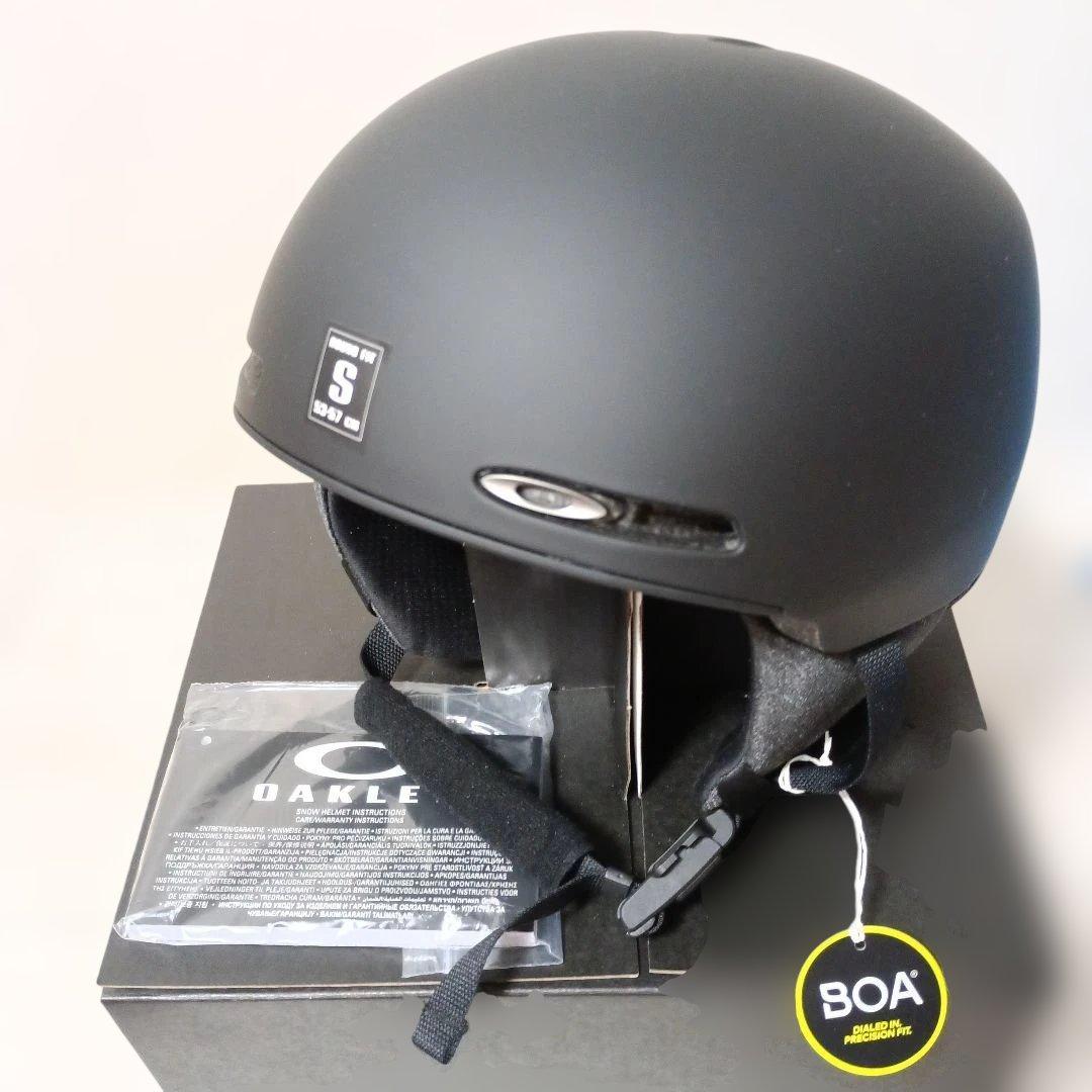 未使用 OAKLEY ヘルメット マットブラック BOA搭載