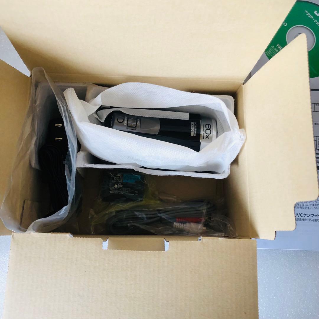 【新品未使用】JVC Everio GZ-HM199 ビデオカメラ 本体