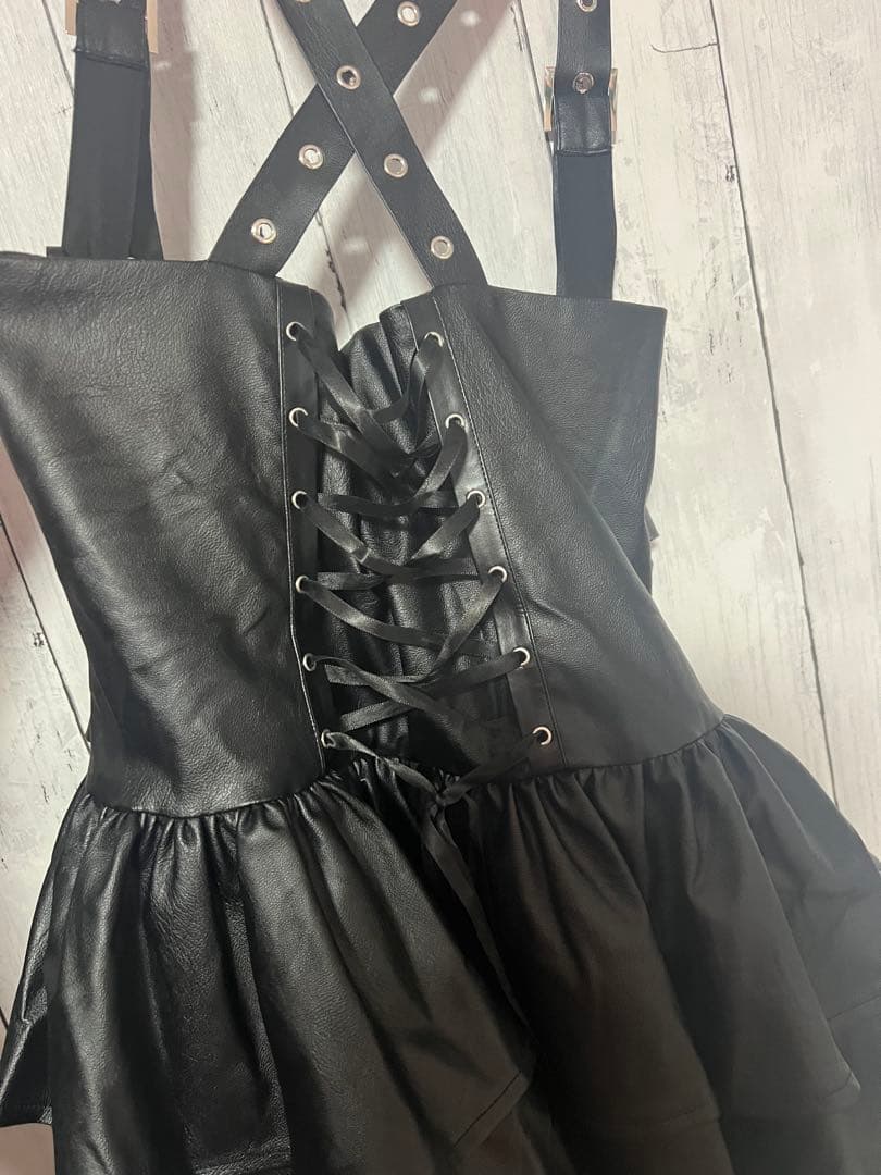 ワンピース IMVAL / Frill Leather Dress [BLK] qooza