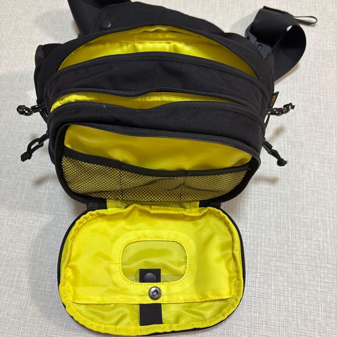 [美品]Hugoo ヒップシート 黒 ナイロン製