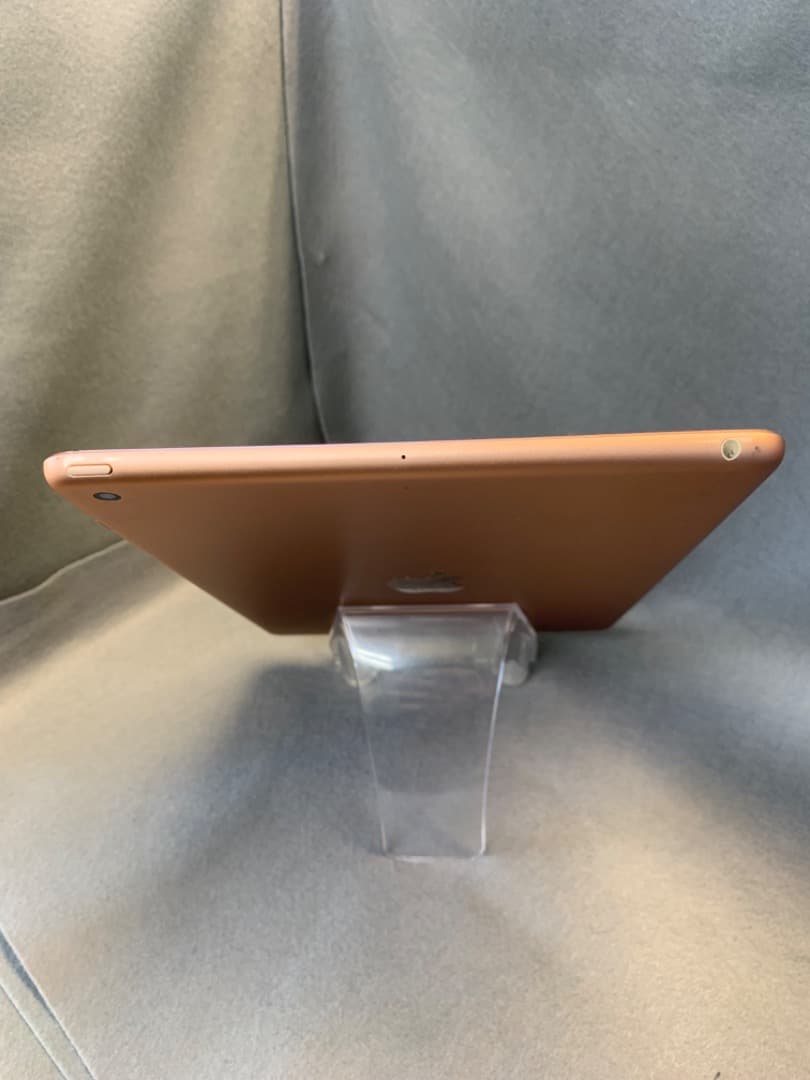 ジャンク品 iPad 第6世代 32GB Wi-Fi版 ゴールド色