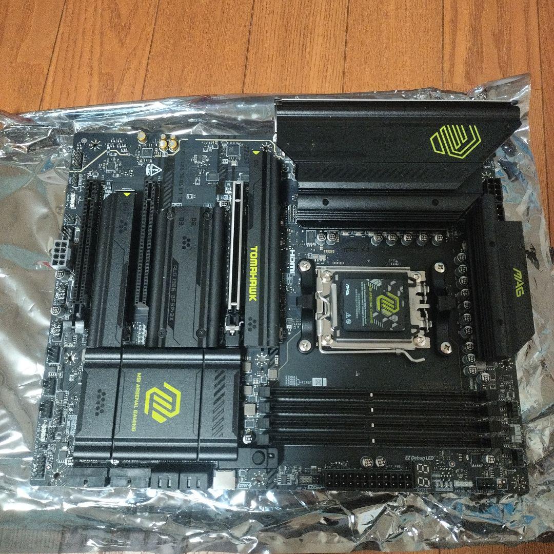 マザーボード MAG X870E TOMAHAWK WIFI