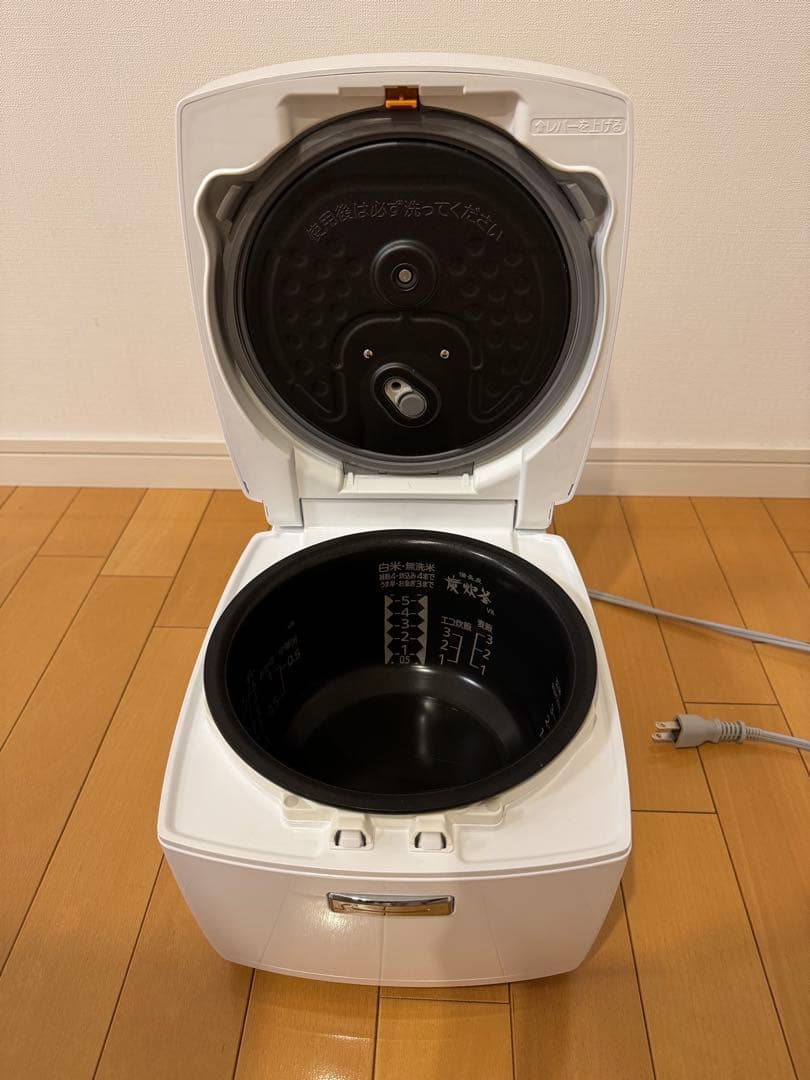 三菱　炊飯器　美品　NJ-XV10E5-W