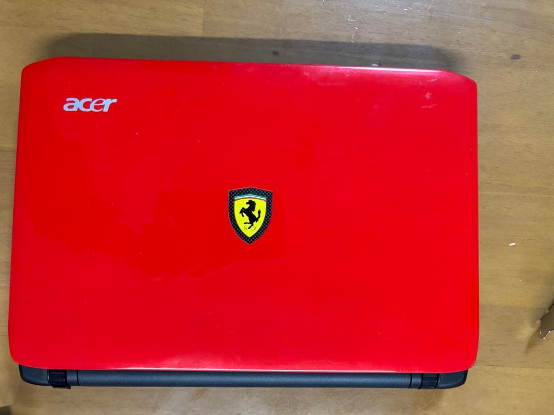 エイサー、2010年度モデル“フェラーリ公認”ノートPC