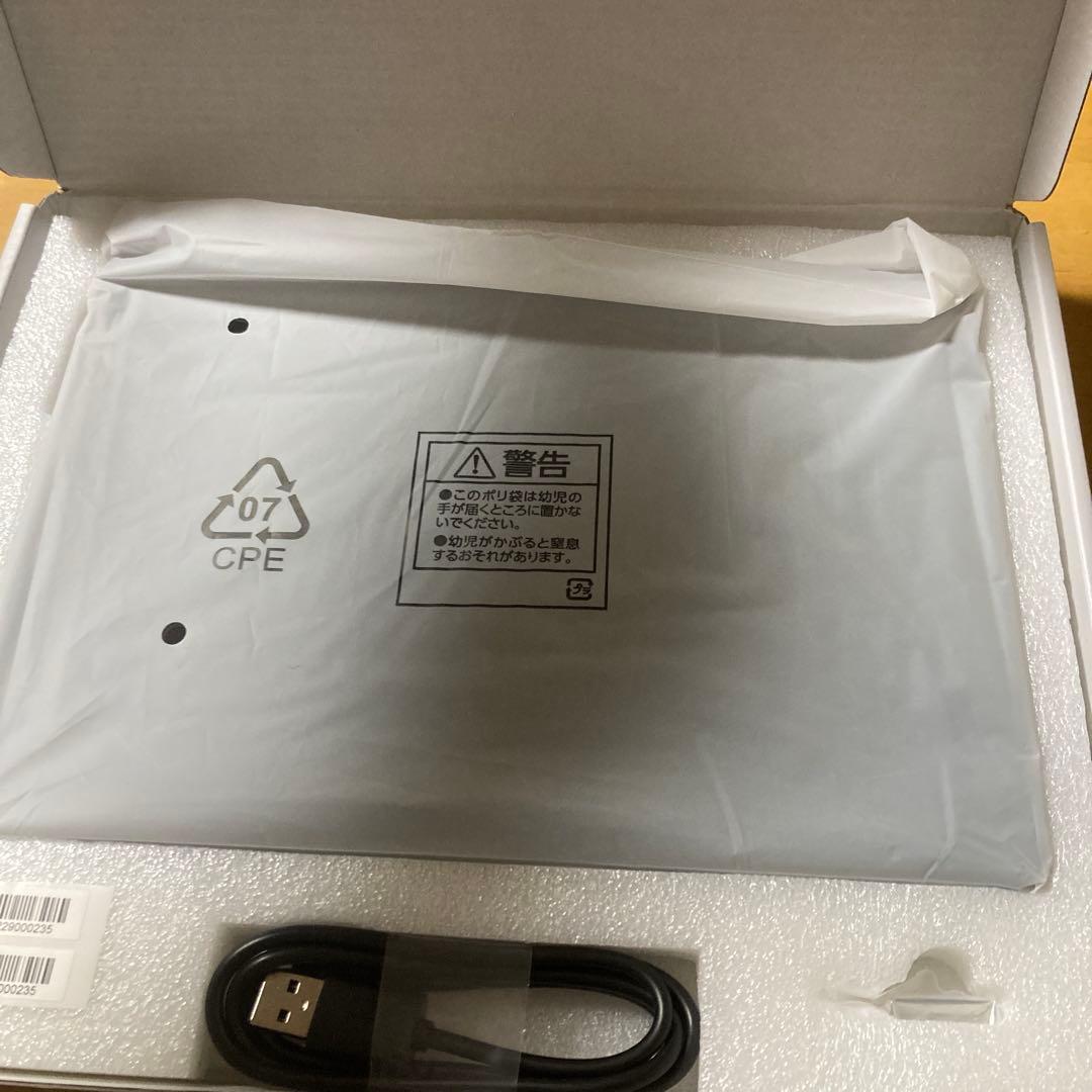 IRIS OHYAMA タブレット TM103M4V1-B ブラック