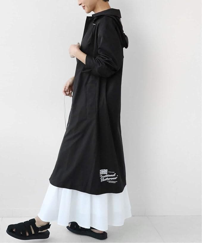 新品未使用☆トラデショナルウェザーウェア レインコート M パッカブル 黒 撥水